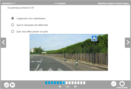 Aperçu dans myTeacher d'une question de type bouton radio avec image de fond
