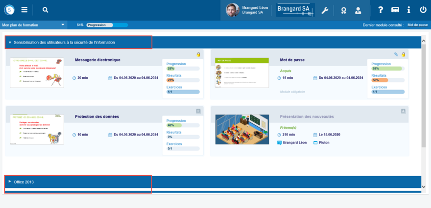 Cliquer sur le nom d'un cursus pour l'ouvrir ou le fermer.